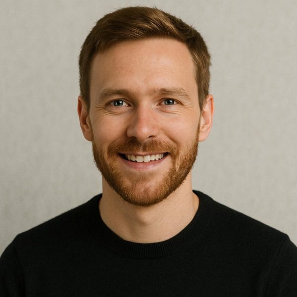 Photo of Tom Williams